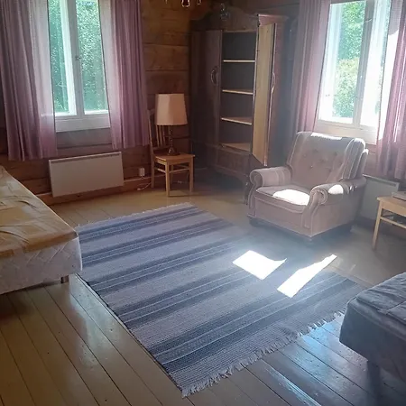 Apartment Huhtalan Maalaismajoitus Kalajoki
